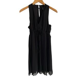 NWT H&M Black Pleated Deep V-neck Dress